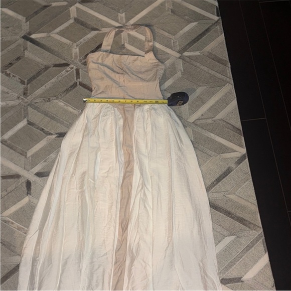 SAMMI HALTER MIDI DRESS - SAND/WHITE - Picture 3 of 7